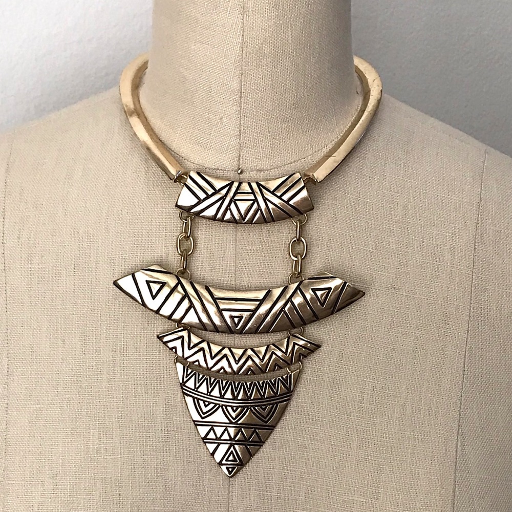 Bold Gold-tone Statement Necklace